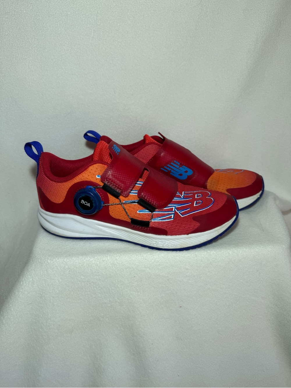 New Balance FuelCore Boys 3.5 Red Orange BOA Dial Running Sneakers Shoes
